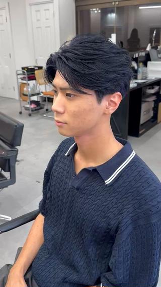 フェザーパーマ
今なら激安クーポン中!
動きがナチュラル活動きが出るスタイル。めちゃくちゃカッコイイスタイルです!