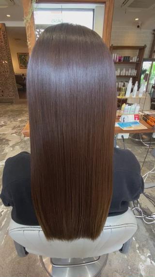 ロング putri店長 和田鈴采のヘアスタイル