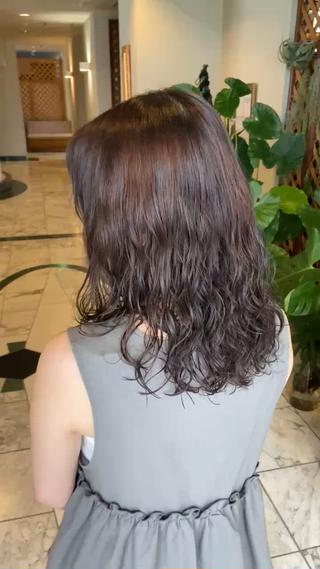 ミディアム パーマ ASAKURA所属・ASAKURA 美容室のヘアスタイル