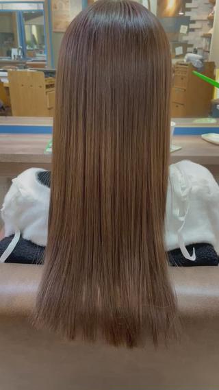 髪質改善酸熱トリートメントは髪の中の芯を強化して
ハリとコシが綺麗にでますよ
繰り返すことで髪質が改善されていきますので
是非お試しください