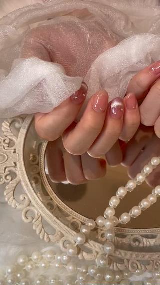 ネイル Raviy 名古屋店所属・fukuda yuna♡のネイルデザイン