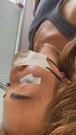 パーマ マツエク・マツパ アイブロウ 神山 ビューティー・アイのマツエク・マツパデザイン