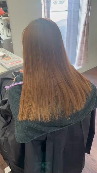 インナーのみブリーチ履歴のお客様
ブリーチなしでできるだけベージュに 