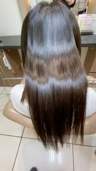 美髪矯正で今までにない手触りと艶を手に入れませんか?
動画は乾かしたのみです。
毎日乾かすだけでまとまります!
艶髪で毎日を過ごしませんか?