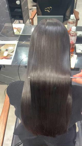 ロング 大西 魁知のヘアスタイル