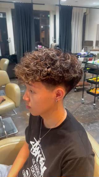 パーマ メンズ 漢眉毛/メンズパーマ /メッシュ/ヒロヤのヘアスタイル