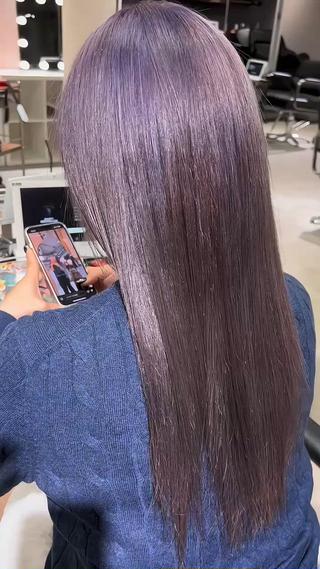 お気に入り登録必須
ブリーチ、縮毛矯正で傷んで悩まれてる方是非1度ケラチン僕にさせてください！絶対に綺麗にします！
こちらの方もブリーチ3回、矯正1回、セルフカラー2回ですが見ての通りの艶髪です！ 