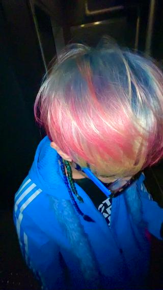 メンズ ハイトーン/デザイン カラー/複雑履歴葉月のヘアスタイル