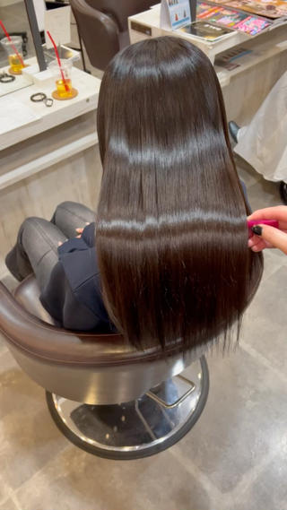 理想のうる艶髪へ︎︎
髪の毛による日々のストレスから解放したい！そんな方はぜひお任せ下さい！ 