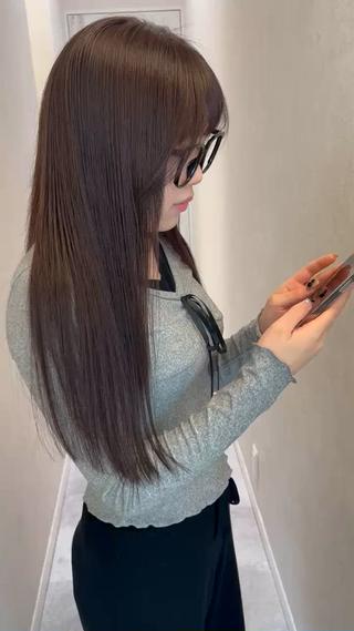ブラウンカラー/くすみブラウン/髪質改善ストレート 