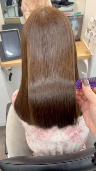 ロング カラー mai🐷髪質改善 🖤透ける暗髪🖤のヘアスタイル