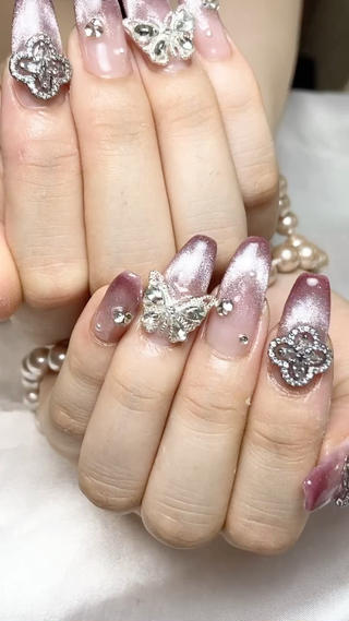 華やかピンクのマグネットフレンチ
ゴーカなシルバーパーツとも相性バツグンです

アートし放題
………………………………………………………

nail salon miu(新大久保駅4分)

【営業時間】
平日11時〜20時
土日祝10時〜18時
(時間外も24時間365日対応可)

#パラジェル 対応
#持ち込みデザイン 対応
3名様同時施術可能
DVD&Blu-rayのお持ち込み、鑑賞会対応

………………………………………………………

#花ネイル #韓国ネイルサロン #新宿ネイルサロン #新宿ネイル #韓国ネイル #新大久保 #クリアネイル #ドロップネイル #ドライフラワーネイル #スキニーフレンチ #フレンチ #ビジューネイル #推しネイル #フラワーネイル #黄色ネイル #イエローネイル #ハートネイル #ピンクネイル #ミラーネイル #オーロラネイル #サテンネイル #夏ネイル #春ネイル #シンプルネイル #フレンチネイル #ニュアンスネイル #マグネットネイル #オレンジネイル #お花ネイル #ぷっくりお花 #ベイビーブーマー #グラデーション #ラメグラ #ラメグラデーション #ホワイトネイル #白ネイル #バタフライネイル #ドライフラワーネイル #ベージュネイル #ヴァンクリネイル #ヴァンクリ #シャネルネイル #ワンホンネイル #月ネイル #ピクシーネイル #星ネイル #スターネイル #キラキラネイル #メンカラネイル #メンバーカラー #メンバーカラーネイル #クリアネイル #黒ネイル #ブラックネイル #黒フレンチ #フレンチ #ガラスフレンチ #クリアフレンチ #キティネイル #サンリオネイル #うるうるネイル #オーロラネイル #黄色ネイル #オレンジネイル #イエローネイル #パールネイル #リングネイル #バイカラーネイル #ゴールドネイル #金ネイル #シャネルネイル #ブランドネイル #ヴァンクリネイル #シャネル #チェーンネイル #マグネットフレンチ #チークネイル #ワンホンネイル #中国ネイル #中華ネイル #リボンネイル #グリッターネイル #ラメネイル #キラキラネイル #スカルプ #スカルプネイル #ツヤツヤネイル #グリッターネイル #フラッシュネイル #うるうるネイル #オーロラネイル #ディズニーネイル #サンリオネイル #ブルーネイル #青ネイル #水色ネイル #透明ネイル 