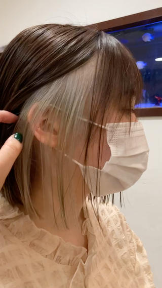 ミディアム カラー カットが上手い 💇‍♂🌸サク🌸のヘアスタイル
