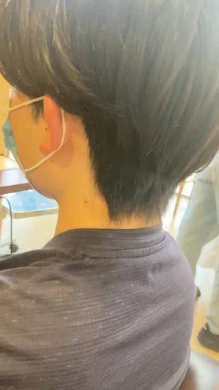 刈り上げ部分がどうしても浮いてしまう方もここまで綺麗に抑える事が出来ます 