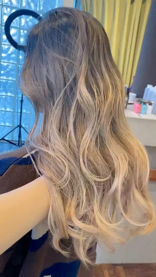 エアタッチバレイヤージュ

最初からフルメニューなのでこれ以上はかかりません️ 