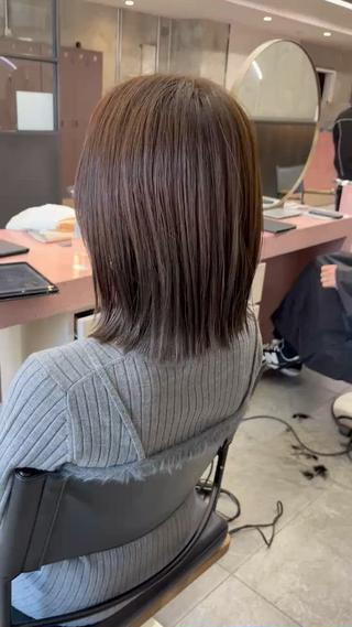 ワンカラーでオリーブベージュ