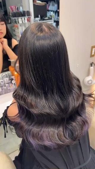 #渋谷#ブリーチ#インナーカラー#ダブルカラー#艶カラー#韓国#学割#エクステ#シールエクステ#ギャル#派手髪#イヤリングカラー#ケアブリーチ#ハイトーン#ヘアセット#コテ巻き#韓国巻き#くびれ巻き#外巻き#トリートメント#デザインカラー#ルーツカラー#エンドカラー#ヘアカラー#リタッチ#寒色カラー#暖色カラー#ミルクティーベージュ#ホワイトカラー#オリーブグレージュ#透明感カラー#ブリーチなしカラー#残留しない黒染め