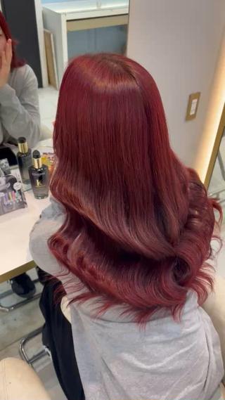 #渋谷#ブリーチ#インナーカラー#ダブルカラー#艶カラー#韓国#学割#エクステ#シールエクステ#ギャル#派手髪#イヤリングカラー#ケアブリーチ#ハイトーン#ヘアセット#コテ巻き#韓国巻き#くびれ巻き#外巻き#トリートメント#デザインカラー#ルーツカラー#エンドカラー#ヘアカラー#リタッチ#寒色カラー#暖色カラー#ミルクティーベージュ#ホワイトカラー#オリーブグレージュ#透明感カラー#ブリーチなしカラー#残留しない黒染め