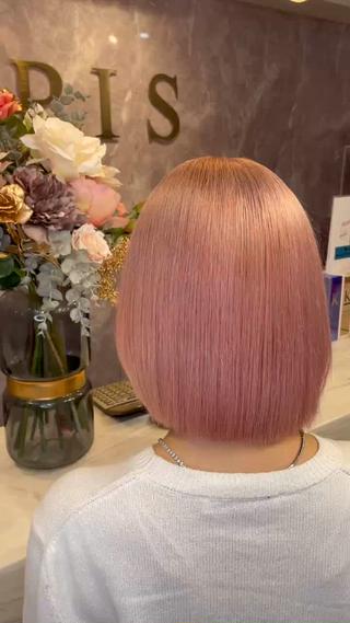 #渋谷#ブリーチ#インナーカラー#ダブルカラー#艶カラー#韓国#学割#エクステ#シールエクステ#ギャル#派手髪#イヤリングカラー#ケアブリーチ#ハイトーン#ヘアセット#コテ巻き#韓国巻き#くびれ巻き#外巻き#トリートメント#デザインカラー#ルーツカラー#エンドカラー#ヘアカラー#リタッチ#寒色カラー#暖色カラー#ミルクティーベージュ#ホワイトカラー#オリーブグレージュ#透明感カラー#ブリーチなしカラー#残留しない黒染め