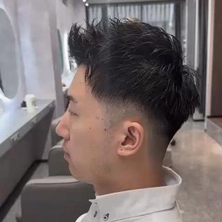 ショート メンズ メンズパーマ🔵 ブリーチ✨原田慎也のヘアスタイル