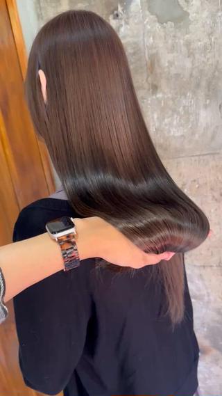 .
.銀座の大人女性に向けた透明感ある
.重たくなりすぎないカラー得意です
.
.韓国風スタイル
.顔まわりレイヤー、動きを出すローレイヤー︎
.
.毛量調整や髪色の提案ならお任せください
.
.ブリーチ毛、縮毛矯正やパーマなどで
.他の美容室ではどうにもならなかった髪を
.必ず生き返らせます
#艶髪 #髪質改善 #髪質改善トリートメント #髪質改善ストレート #イルミナカラー #透明感