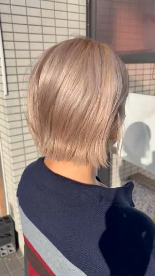 こちらは2ブリーチ以上になります!
white beige
ホワイトベージュ