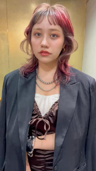 ブラウン
ベージュ
レッドを組み合わせて作る暖色デザイン︎
似合わせを提案します!