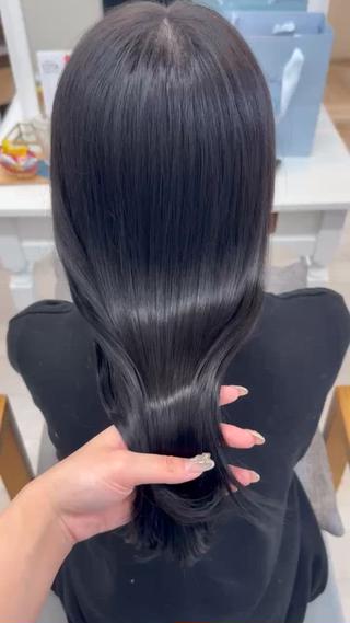 ロング カラー 武田 つぐみのヘアスタイル