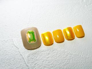 フットジェル　だまし絵ビジューネイル　手描きネイル 