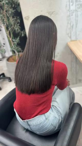 地毛に近い髪色に、さらに髪質改善とAujuaトリートメントでつやつや髪に️