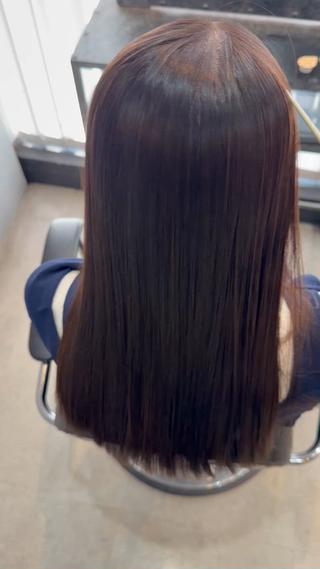 ダメージを抑えた髪質改善ストレート 