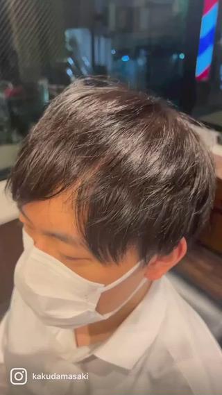 FW左分けマッシュ風ツーブロックスタイル 