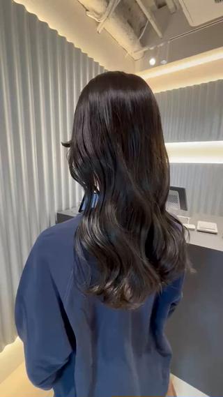 セミロング カラー パーマ ヘアアレンジ 押切 響 のヘアスタイル