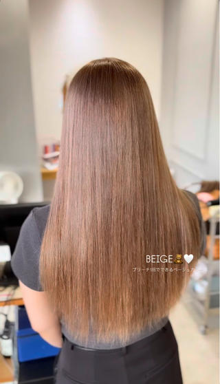 ブリーチや縮毛矯正は乾燥しやすいので
髪質改善トリートメントも一緒にやってあげると
艶感、触り心地、ドライヤーの乾き等も変わってくるので
セットにするのが1番オススメです