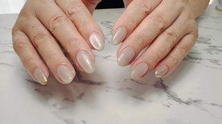 マグネットミラーフレンチ


マグネット激推ししております
透き通ってる感じが大好きなんですよね 