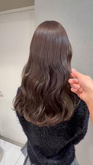 カラー 中山 千尋のヘアスタイル