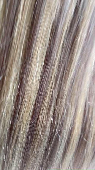 カラー Chi satoのヘアスタイル