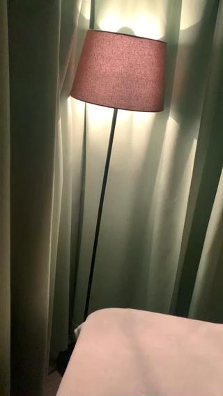 施術するルームはこんな感じです
リラックスして欲しいのであかりは少し暗くしてあります♪
すぐ夢の世界へいかれる方がほとんどです