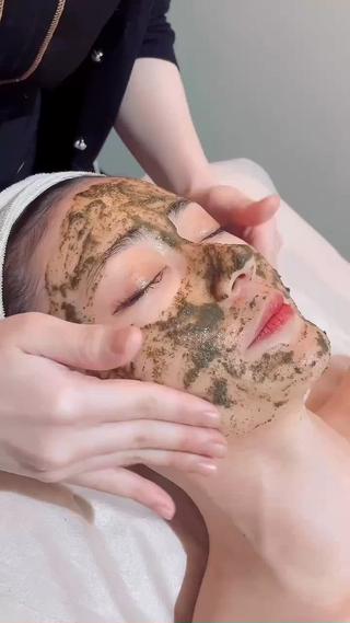 mignon /まつげパーマ・小顔のマツエク・マツパデザイン