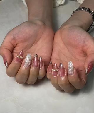 デザインアート
〔マグネット×ラメフレンチ〕