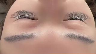 ボリュームレイヤー
華やかなお目元へ!