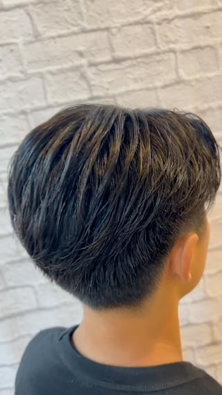 センターパートニュアンスパーマ 