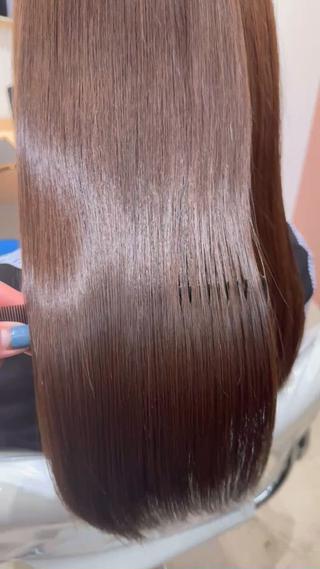 髪質改善
艶々ストレート 