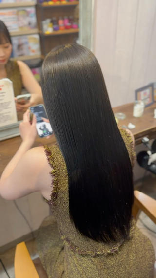 ロング 八木 輝のヘアスタイル