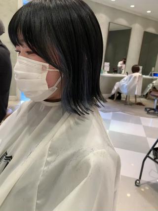 ミディアム カラー SAKINO． ベージュカラーのヘアスタイル
