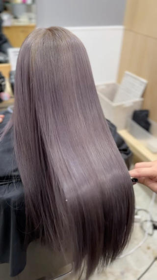 ロング miloc naha ナナカのヘアスタイル