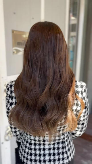 ブリーチなしで明るめに