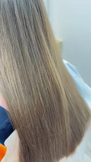 独自の髪質改善トリートメントで艶髪