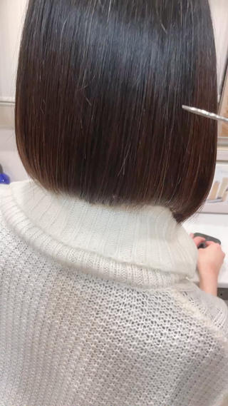 ミディアム ウルフカット/ ハッシュカット/山路のヘアスタイル