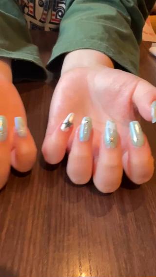 オパールグリーン
調色でご要望のカラーに️